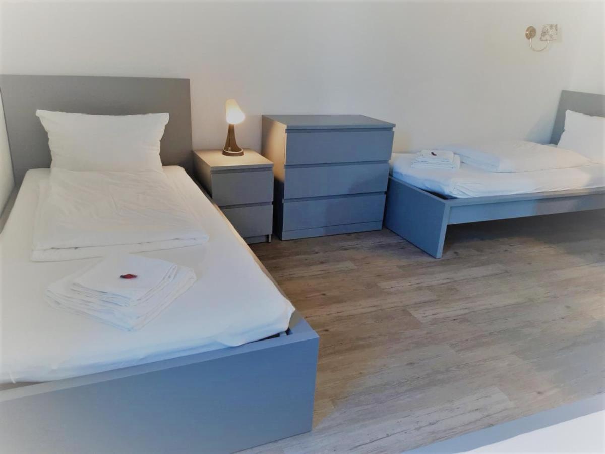 Mehrbett-Apartment 1 Citynah, Einfache Ausstattung Hamburg Eksteriør bilde
