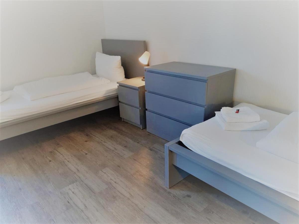 Mehrbett-Apartment 1 Citynah, Einfache Ausstattung Hamburg Eksteriør bilde